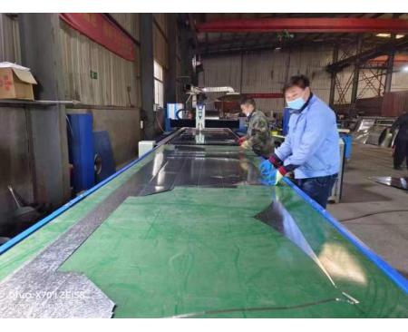 平頂山全自動上料激光切割機(jī)